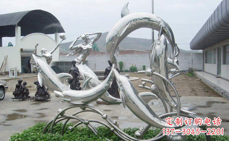 泰安不锈钢海豚的灵动嬉戏
