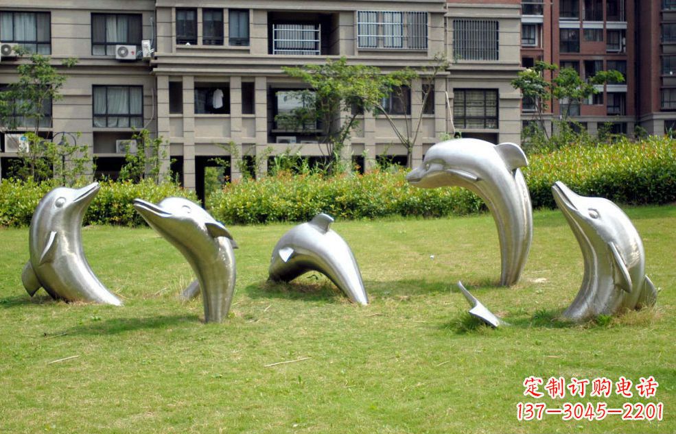泰安不锈钢海豚小区雕塑
