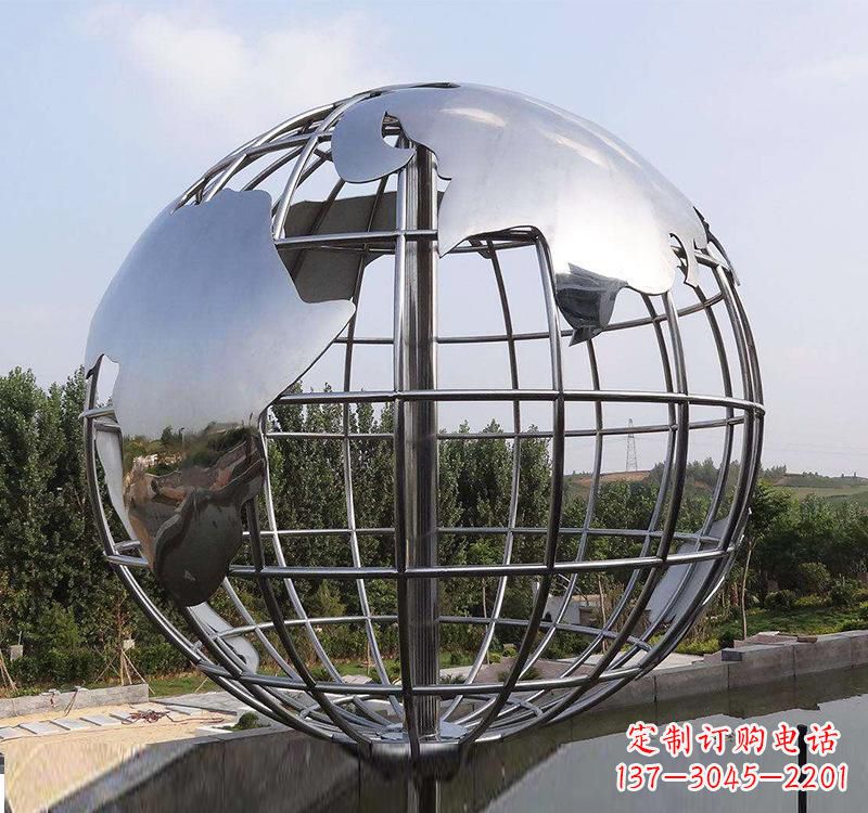 泰安不锈钢户外地球仪雕塑一件既美观又能提醒人们环保的艺术品