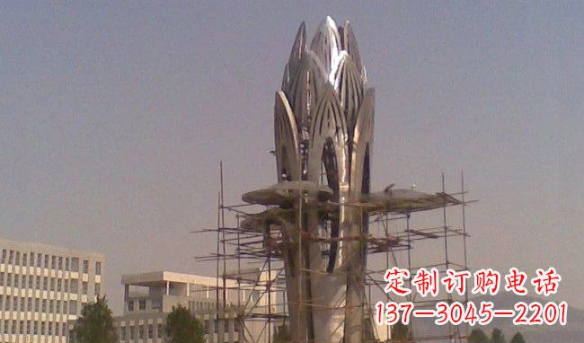 泰安不锈钢火炬雕塑精致而又耐用