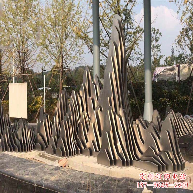 泰安不锈钢假山雕塑艺术与环境的完美结合