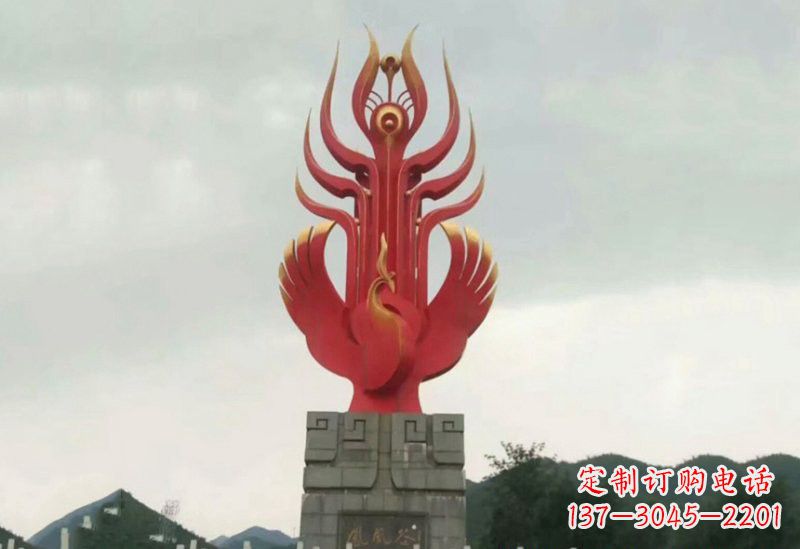 泰安凤凰雕塑美丽传奇的象征
