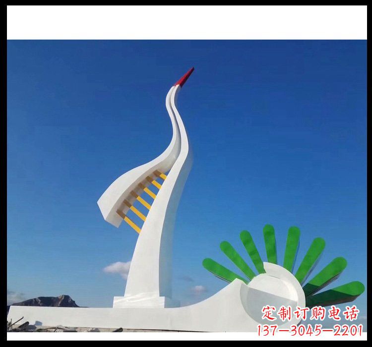 泰安不锈钢松树雕塑,美轮美奂