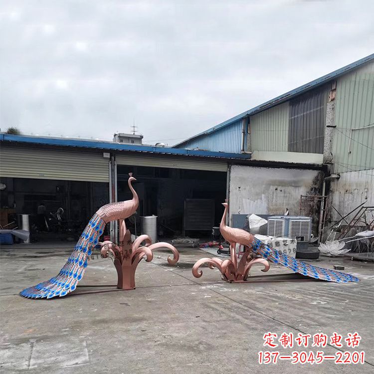 泰安不锈钢孔雀彩色雕塑