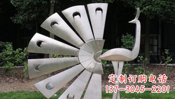 泰安不锈钢孔雀雕塑—景观中的瑰宝