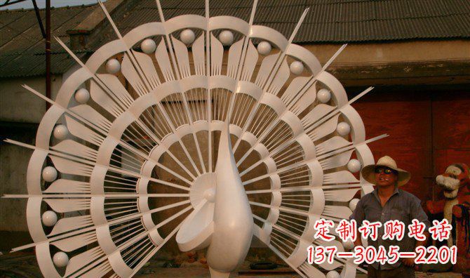泰安不锈钢孔雀开屏雕塑