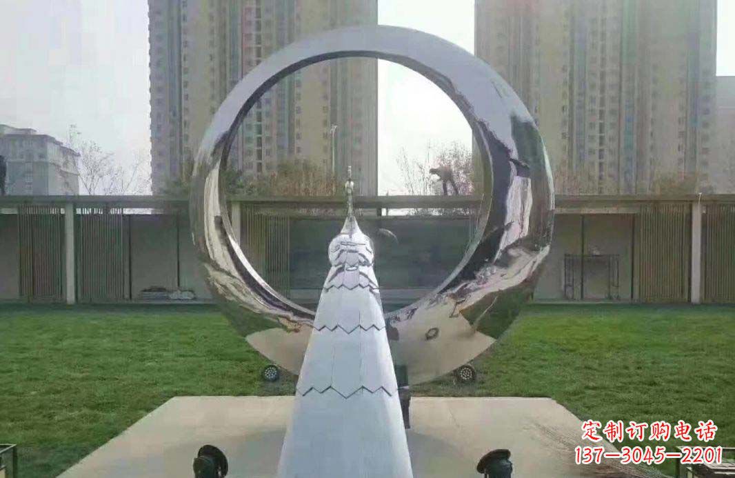 泰安不锈钢孔雀雕塑精美外形,精美细节