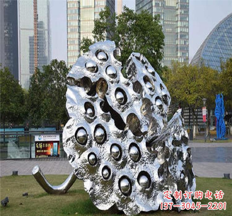泰安不锈钢莲蓬雕塑源自中国传统文化的精美作品