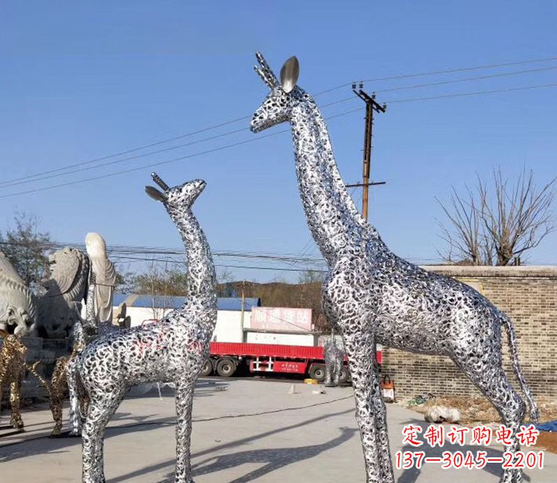 泰安不锈钢镂空长颈鹿雕塑