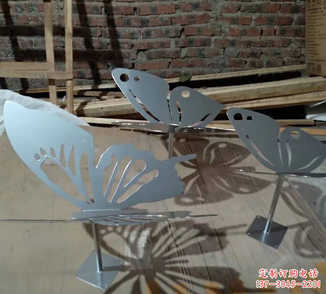 泰安蝴蝶之舞不锈钢镂空蝴蝶景观雕塑