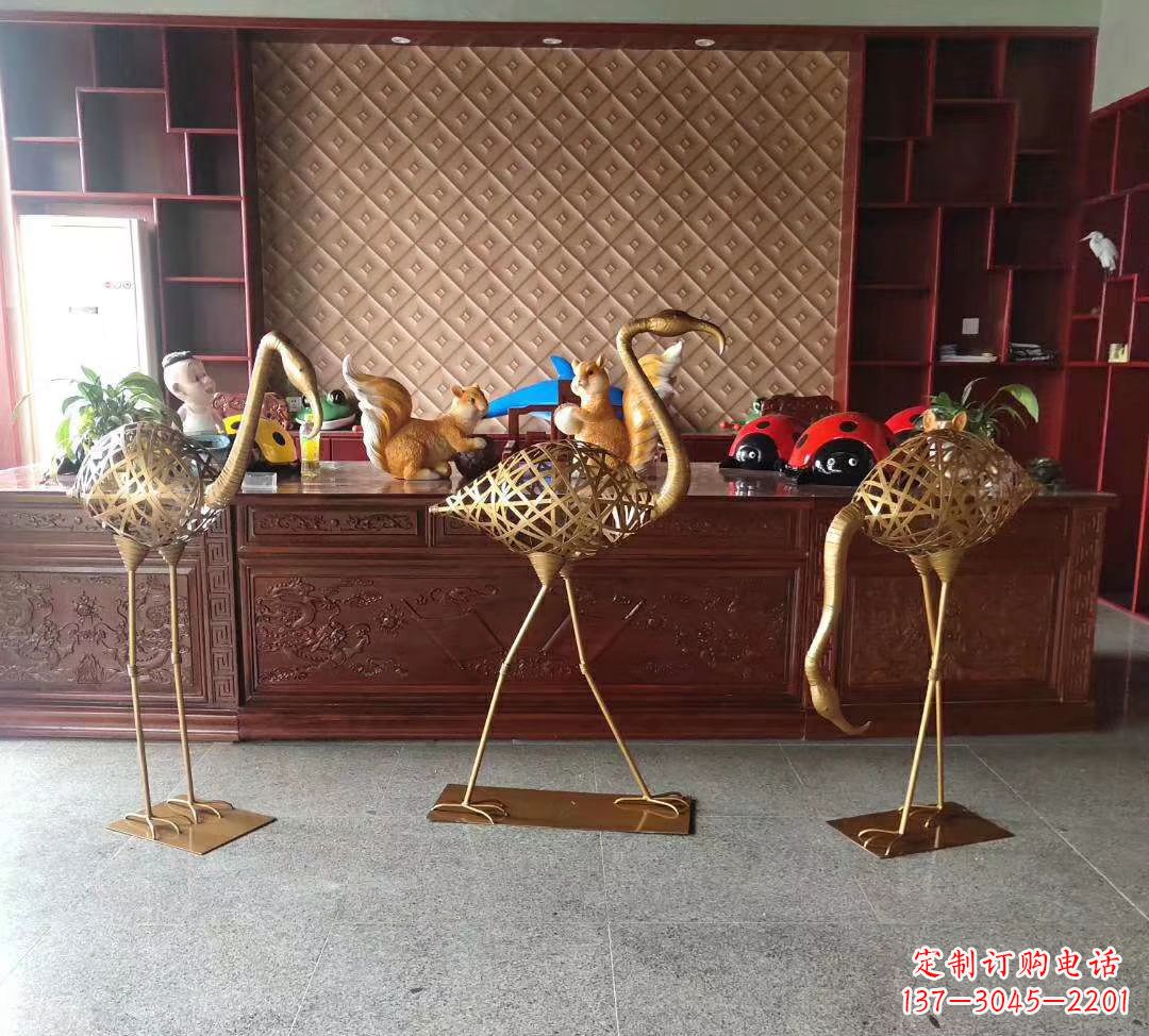 泰安不锈钢镂空火烈鸟雕塑
