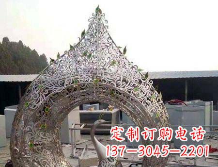 泰安不锈钢镂空孔雀雕塑精美的艺术之作