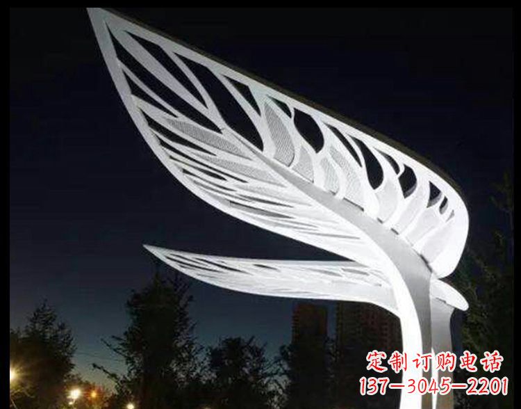 泰安不锈钢镂空树叶小区景观雕塑