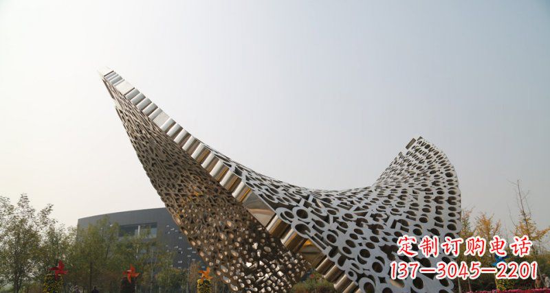 泰安不锈钢字母雕塑——点缀美丽的空间