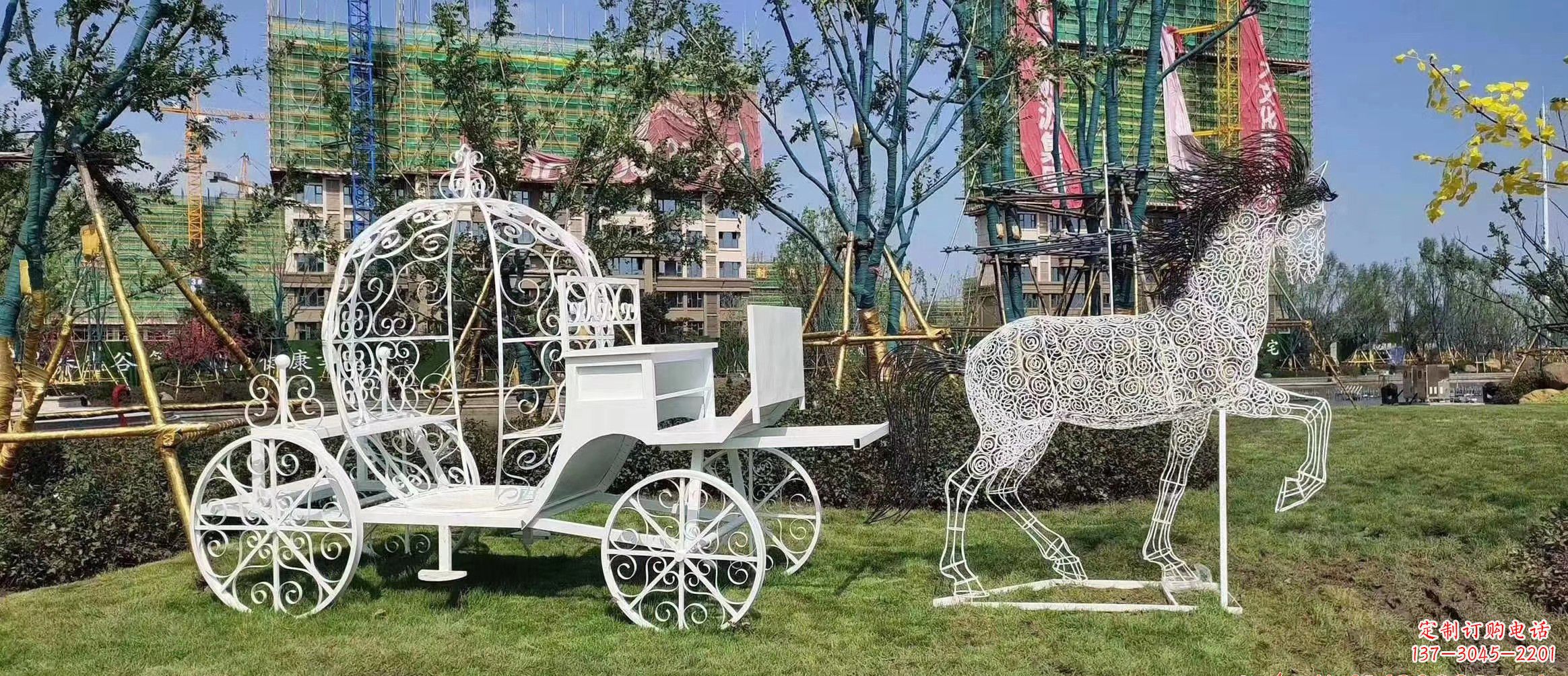 泰安不锈钢马车镂空雕塑精美的艺术品