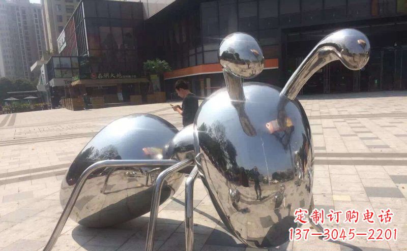 泰安不锈钢蚂蚁雕塑精美而富有讽刺意味