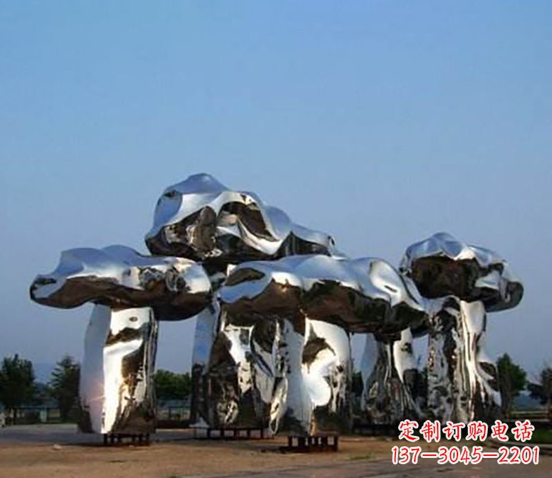 泰安不锈钢蘑菇雕塑——一次惊艳的艺术之旅