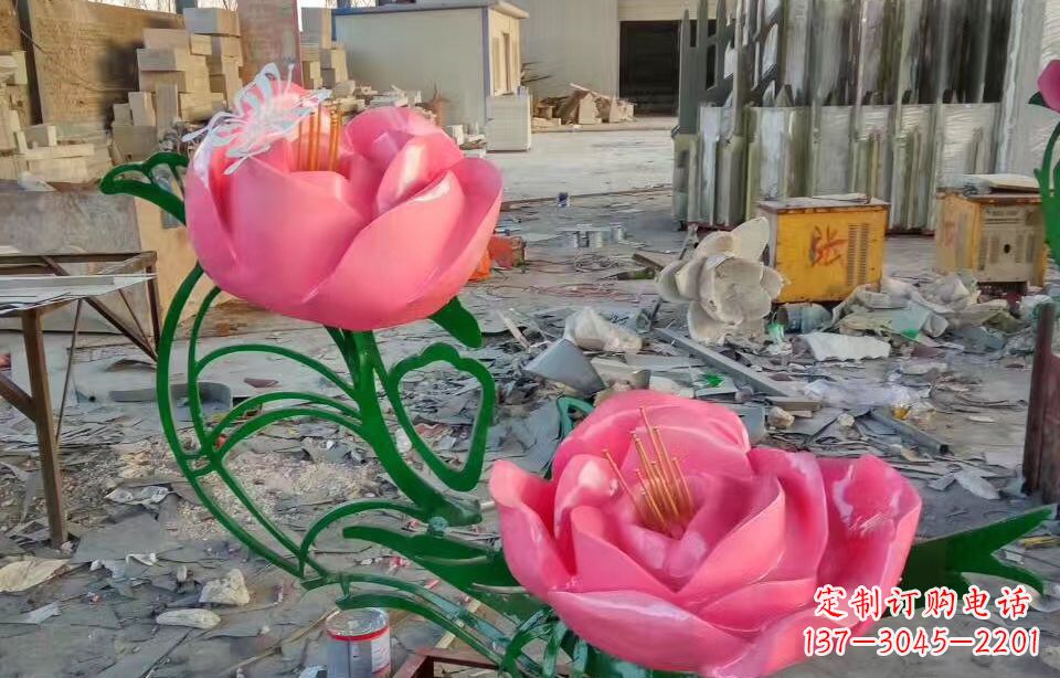 泰安精美牡丹雕塑点缀景观