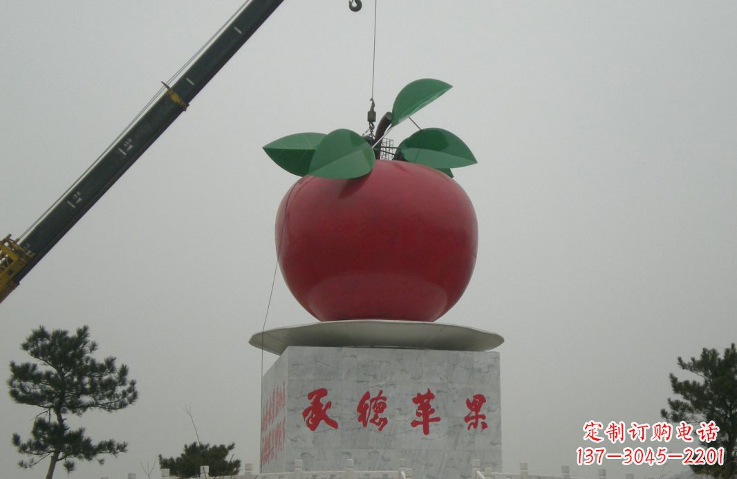 泰安不锈钢苹果雕塑精美绝伦的艺术杰作