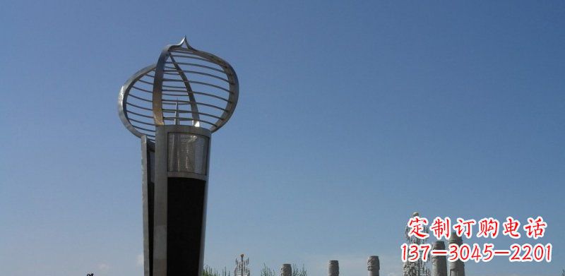 泰安不锈钢火炬形雕塑熠熠生辉