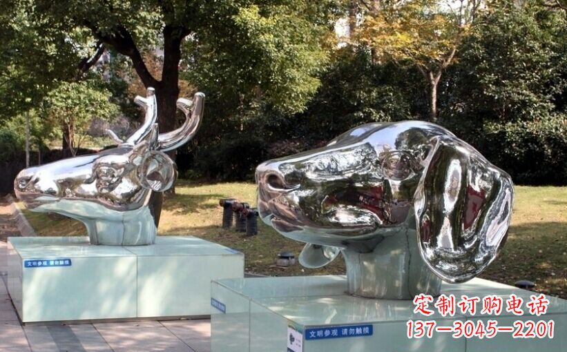 泰安十二生肖头像景观雕塑