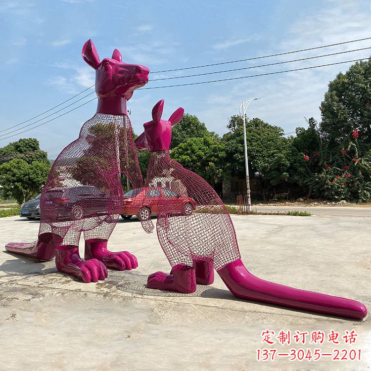 泰安不锈钢袋鼠雕塑给公园带来美好景观