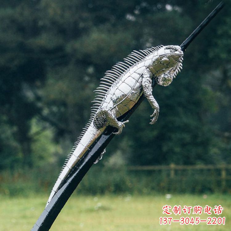 泰安不锈钢蜥蜴雕塑艺术的精美体现