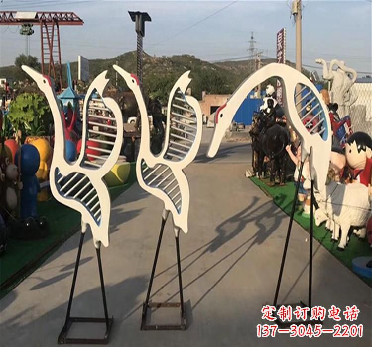 泰安精美不锈钢仙鹤雕塑