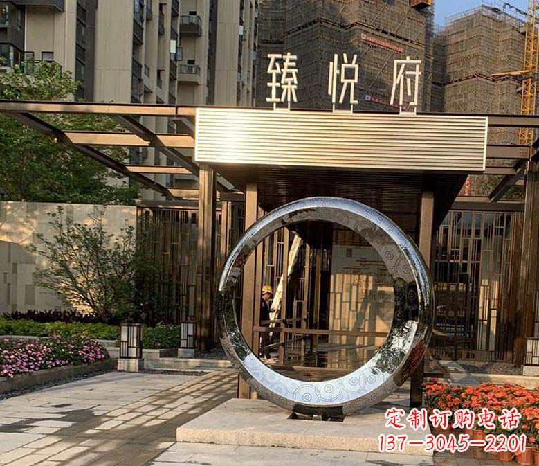 泰安不锈钢小区圆环雕塑赋予小区景观更多美感
