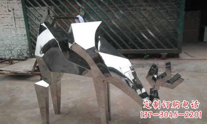 泰安不锈钢小羊雕塑艺术的精髓