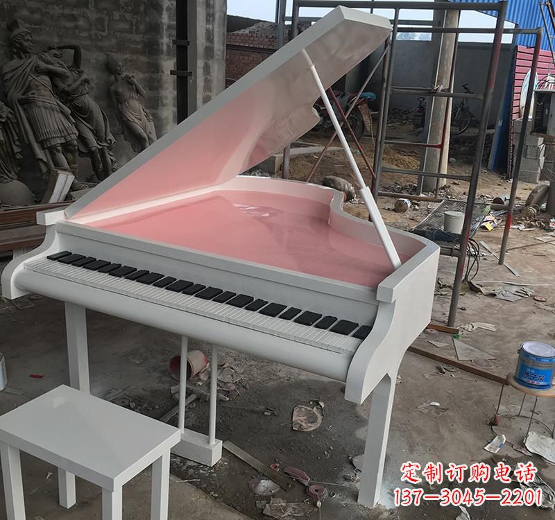 泰安不锈钢校园钢琴雕塑发出音乐的艺术