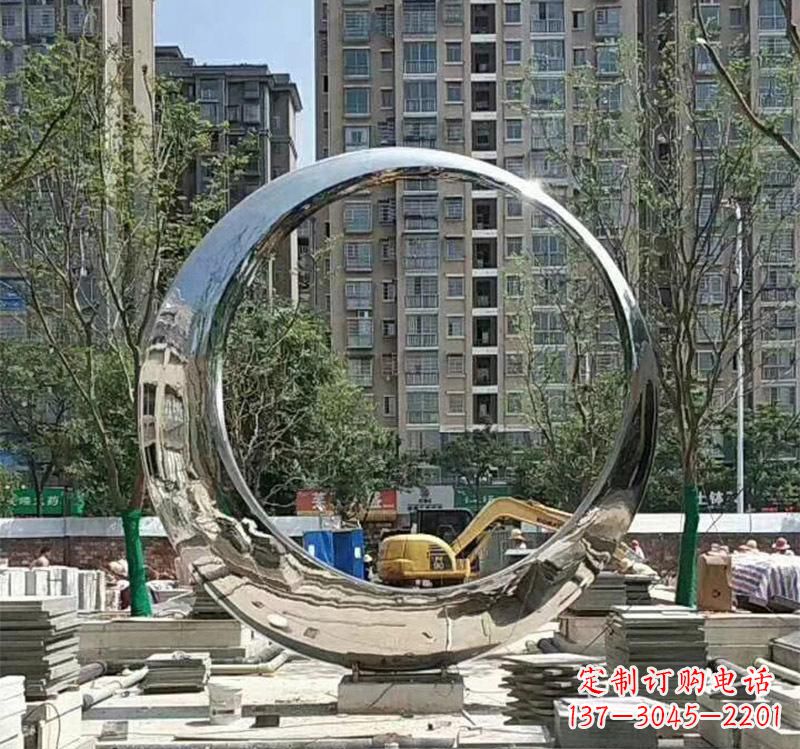 泰安不锈钢艺术圆环雕塑——艺术的精粹