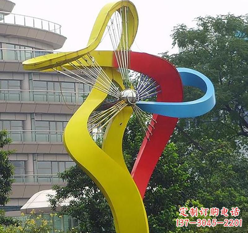 泰安不锈钢风车雕塑——烤漆之美
