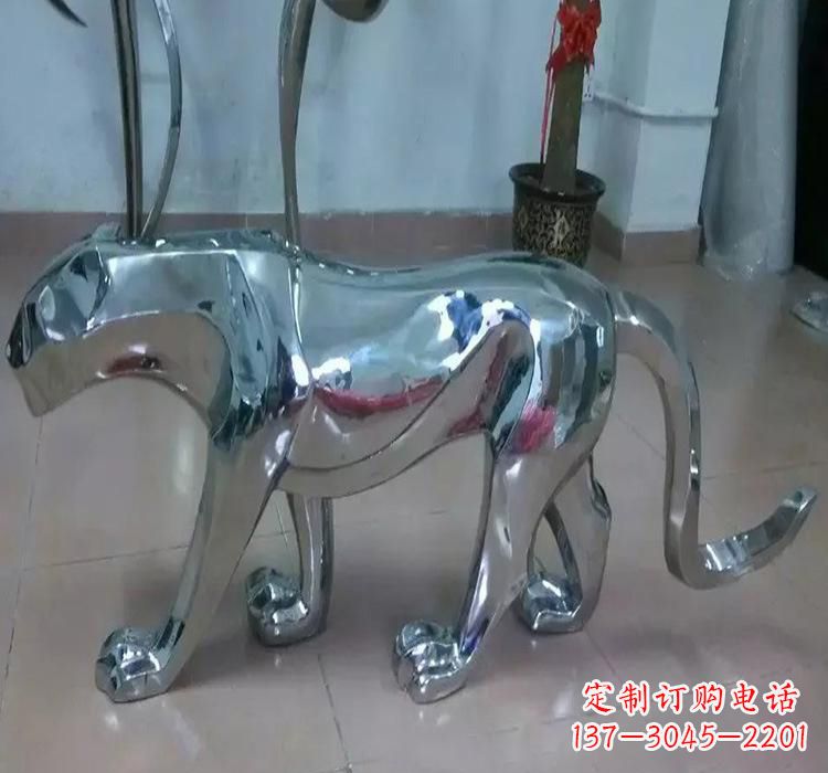 泰安不锈钢老虎雕塑美化园林