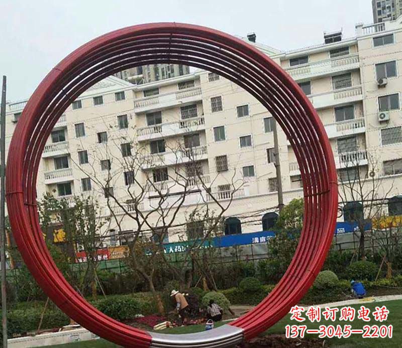 泰安不锈钢圆环雕塑精致而经久耐用