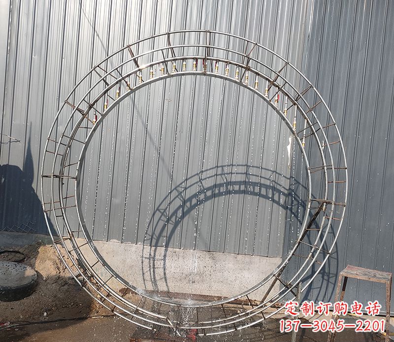 泰安不锈钢圆环景观雕塑