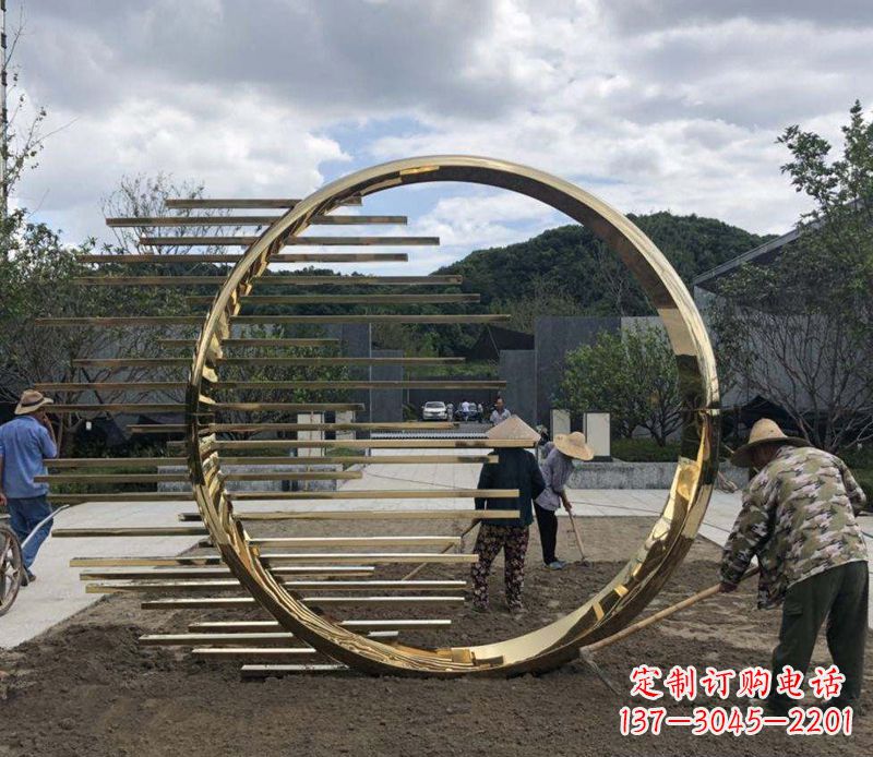 泰安不锈钢圆环艺术雕塑——极致精湛的艺术美学