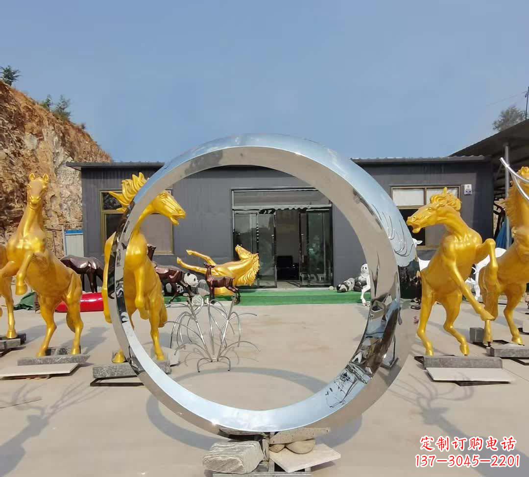 泰安不锈钢圆环雕塑让景观更加精彩