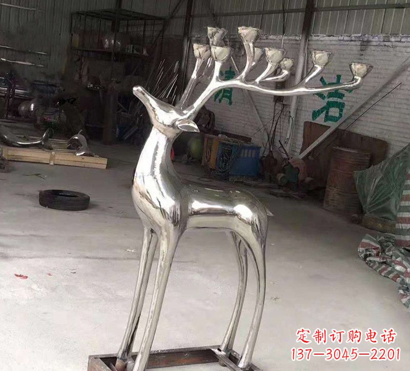 泰安精美梅花鹿雕塑——点亮不锈钢烛台