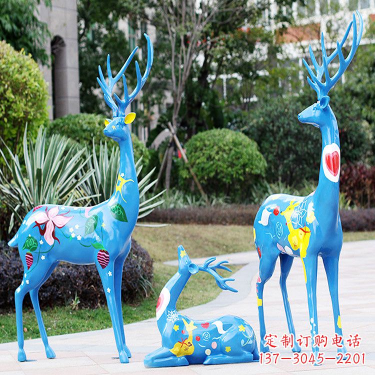 泰安彩绘鹿雕塑玻璃钢-商场美陈动物摆件