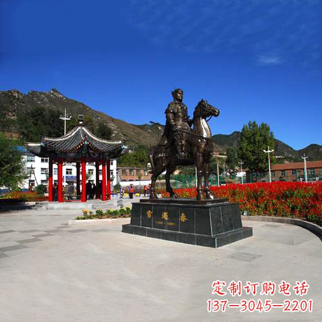 泰安纪念历史名人的骑马雕塑