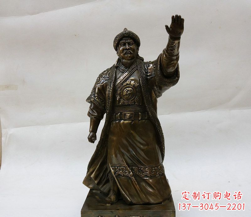 泰安成吉思汗源自铜雕的传奇人物