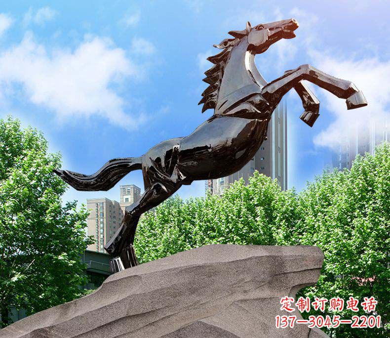 泰安镜面不锈钢奔马雕塑给城市增添灵气