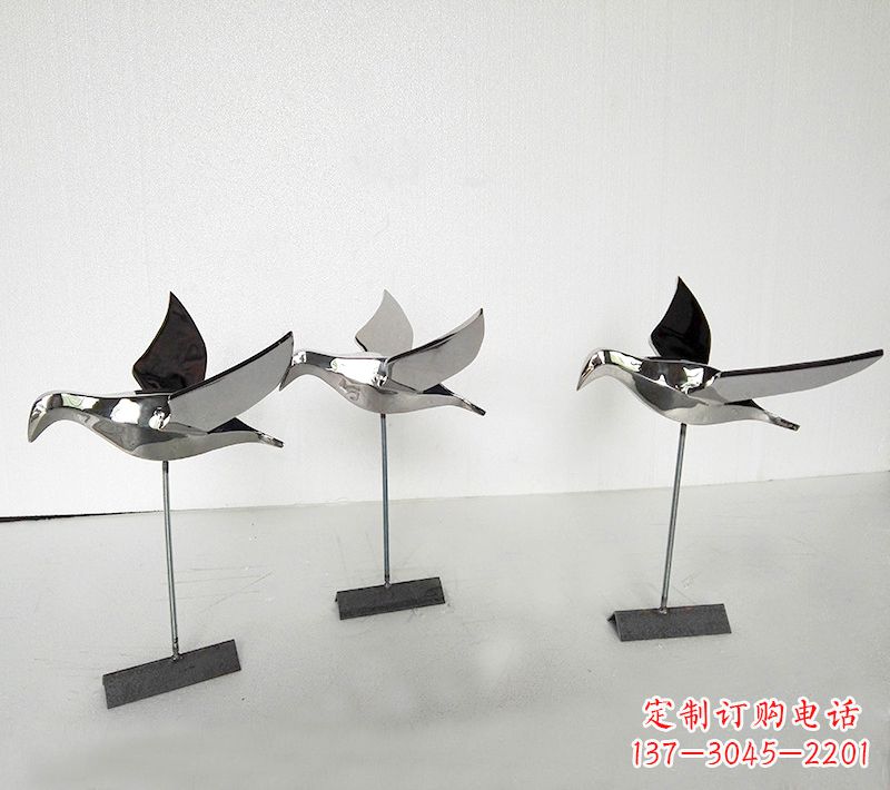 泰安抽象的展翅鸽子不锈钢插件公园草坪草丛动物雕塑