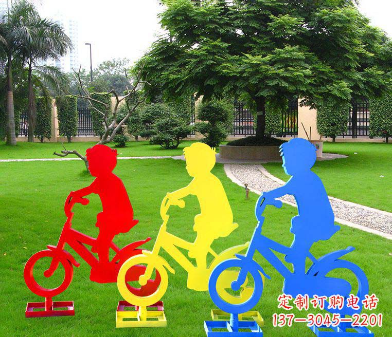 泰安抽象男孩骑单车雕塑