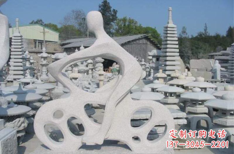 泰安骑手的精神一座摩托雕塑