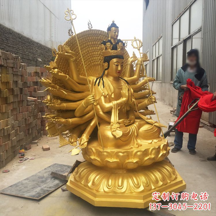 泰安纯铜鎏金千手观音雕塑