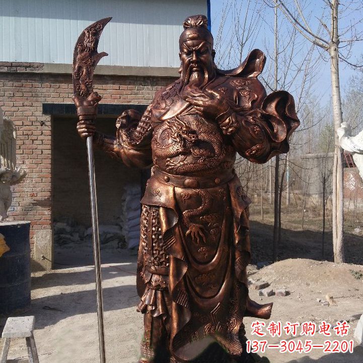 泰安铸造巍然屹立的关公雕像