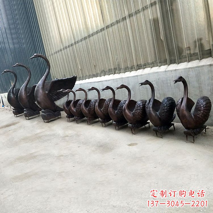 泰安精致的铜质天鹅雕塑