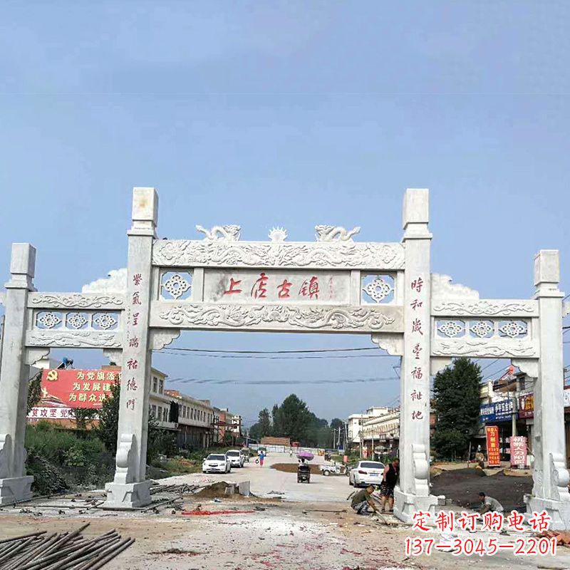 泰安村镇牌坊雕塑传承百年文化